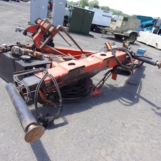 Palfinger With Hydraulic Tank And Forks