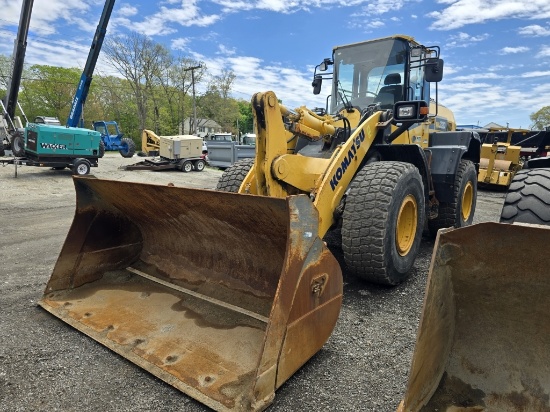 Komatsu Wa320-8 Wheel Loader