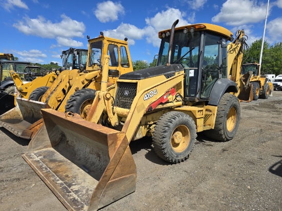 John Deere 410g Backhoe