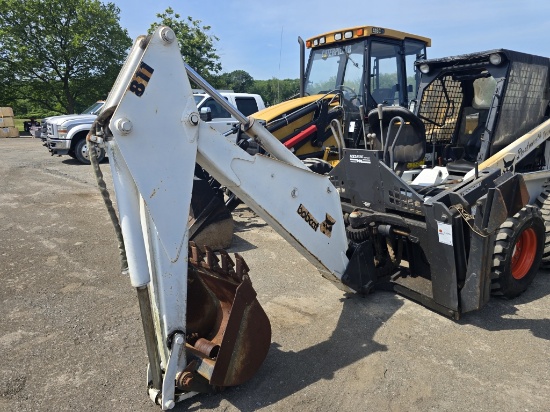 Bobcat 811 Skidsteer Backhoe Attachment