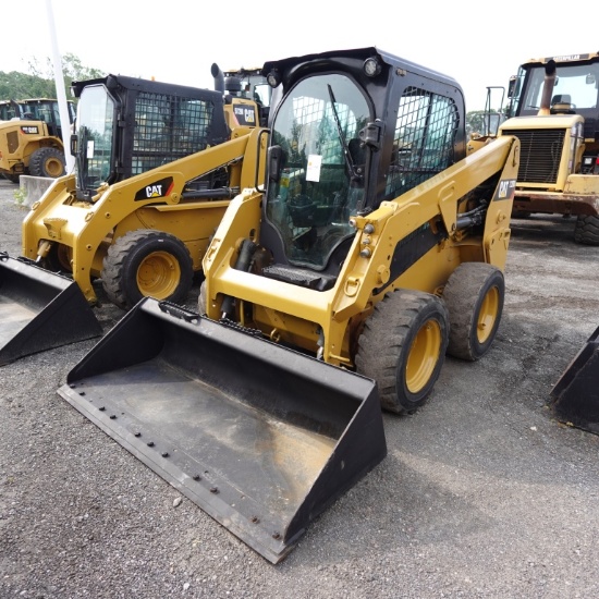 Caterpillar 226D Skid Steer Loader