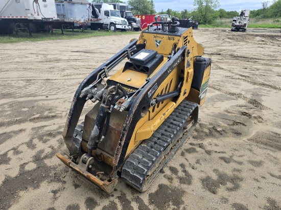 Vermeer S800TX Mini Skid Steer Loader