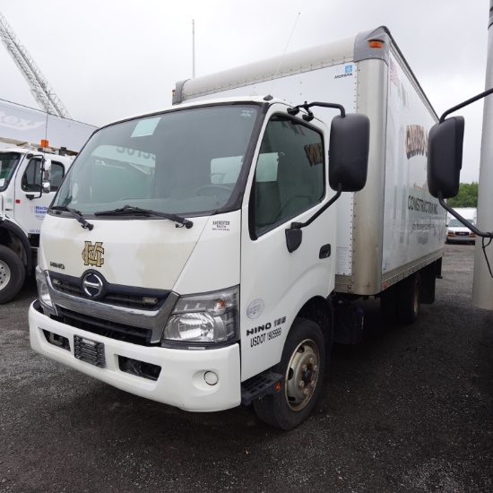 2017 Hino 195 Box Truck