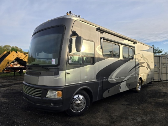 2006 National Dolphin 5355 Motorhome