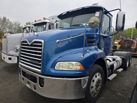 2016 Mack Cxu613 Tractor
