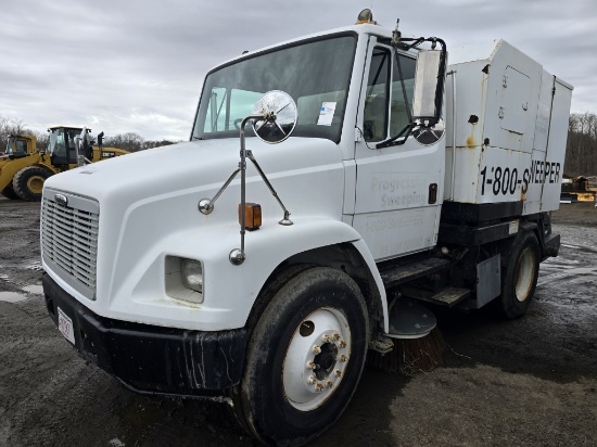 2000 Freightliner Fl70 Sweeper