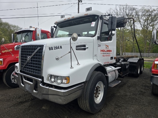 2007 Volvo Vhd Roll Off Truck