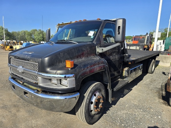 2005 Chevy C5 Ramp Truck