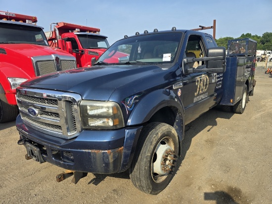2005 Ford F450 Service Truck