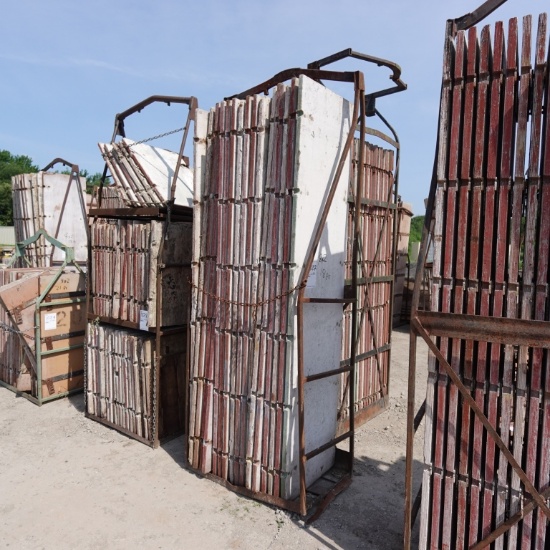 Concrete Forms W/crate Approx (18)pcs 8ft X 2ft