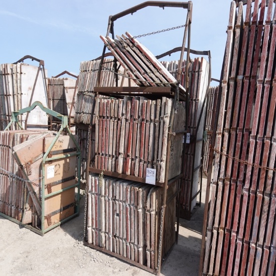 Concrete Forms W/crate Approx (43)pcs 2.5ft X 2ft