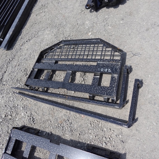 New Future Skid Steer Pallet Forks