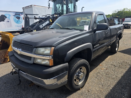 2004 Chevy Silverado Pick Up