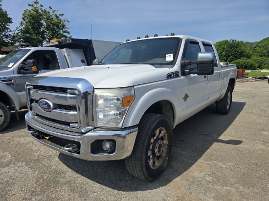 2011 Ford F350 Crew Cab Pick Up