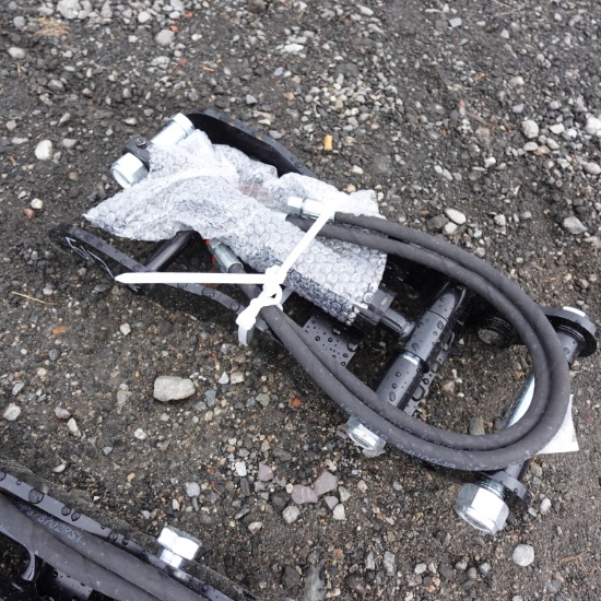New Future Hydraulic Thumb Clamp
