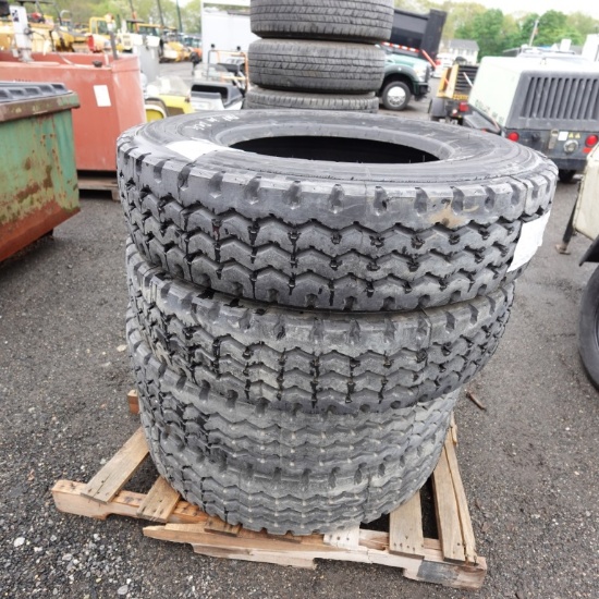 Lot (4) Doublecoin Tires 11r22.5