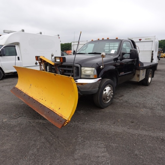 2003 Ford F550 With Plow