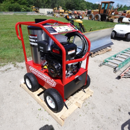 New Magnum 4000 Hot Water Pressure Washer