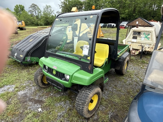 John Deere Gator