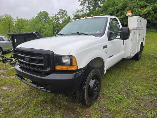 2000 Ford F450 Service Truck