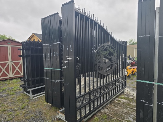 New Deer Bi-parting Gate 9.5ft X 7.5ft