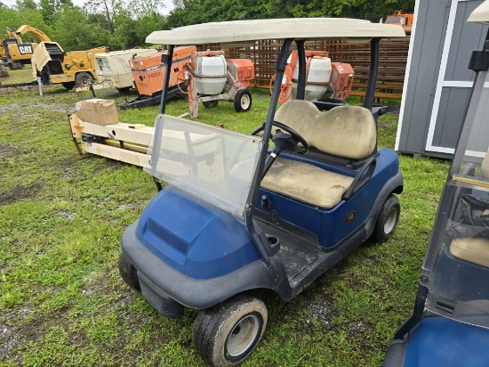 Club Car Gas Powered Golf Cart