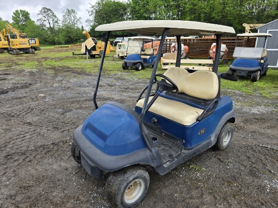 Club Car Gas Powered Golf Cart