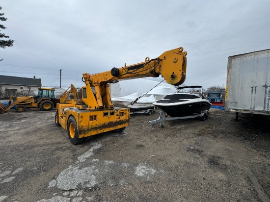 Grove Ind 68 Carry Deck Crane