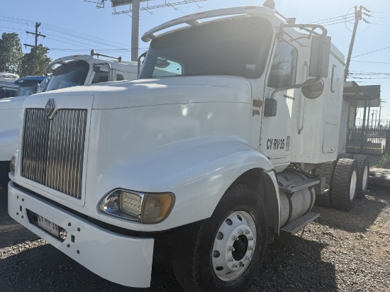 2011 International 9200 Sleeper Tractor
