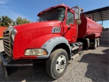 2018 Mack Gu813e 10 Wheel Water Truck