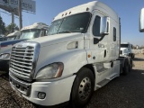 2016 Freightliner Casc 113 Epa 10 Sleeper Tractor