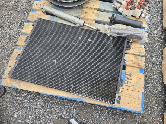 Intercooler And 2 Accumulators