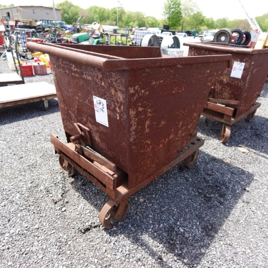 Self-Dumping Hopper
