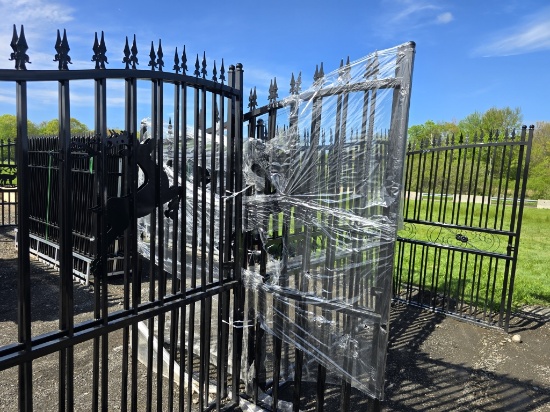 2 Pc New Metal Gate W/ Deer