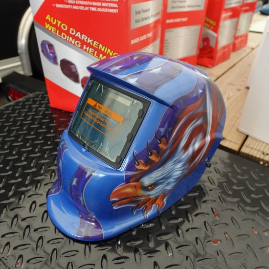 New Auto Darkening Welding Helmet