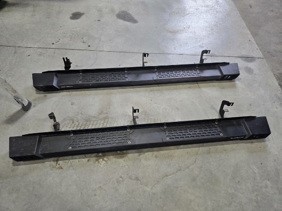 14-18 Silverado Rough Country Running Boards