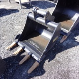 New Trojan 24in Bucket