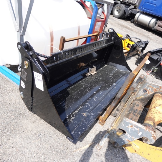 New Giyi Hyd 4 In 1 Skidsteer Bucket
