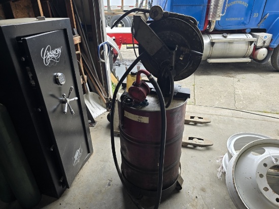 Oil Transfer Pump With Barrel