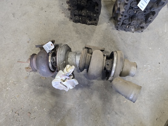 Mack E-7 400HP Turbochargers