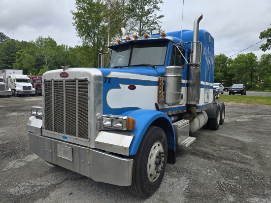 2000 Peterbilt 378 Sleeper Tractor