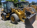 2011 Caterpillar 908h Wheel Loader