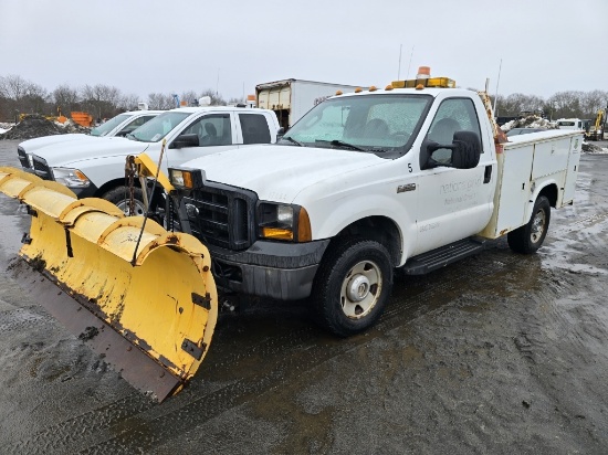 2007 Ford F350 Service Truck W/ Plow