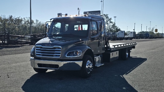 2024 Freightliner M2 106 Plus Rollback