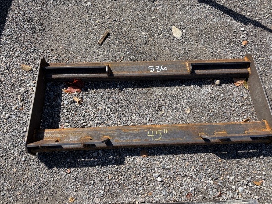 New KC 45in Skid Steer Mounting Frame