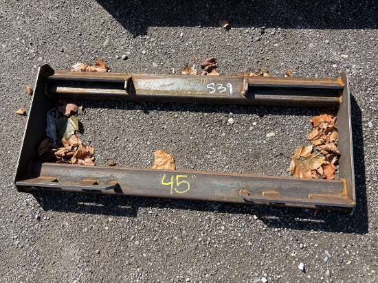 New KC 45in Skid Steer Mounting Frame