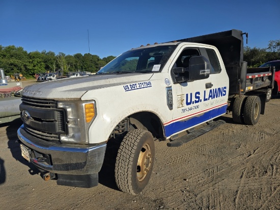 2017 Ford F350 Xl Dump Truck