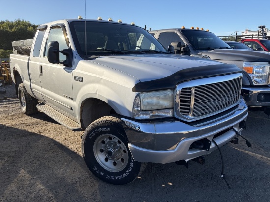 2000 Ford F350 Xlt Pickup Truck W/ Sander