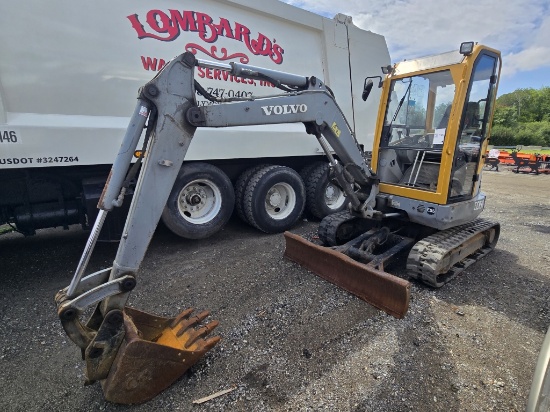 2012 Volvo ECR38 Excavator