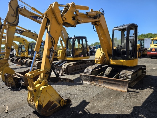 Komatsu Pc75uu-2F Excavator